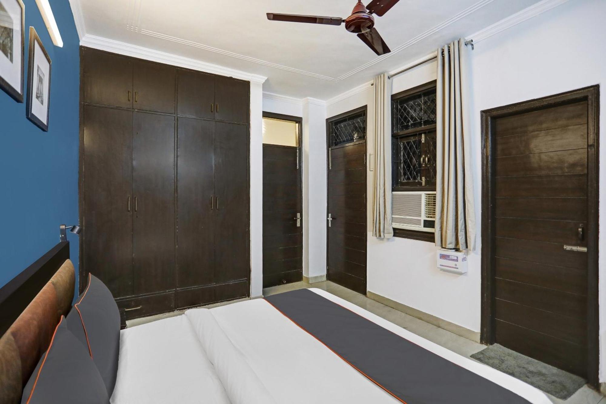 Collection O Agniv Residency Near Saket Metro Hotel New Delhi Buitenkant foto